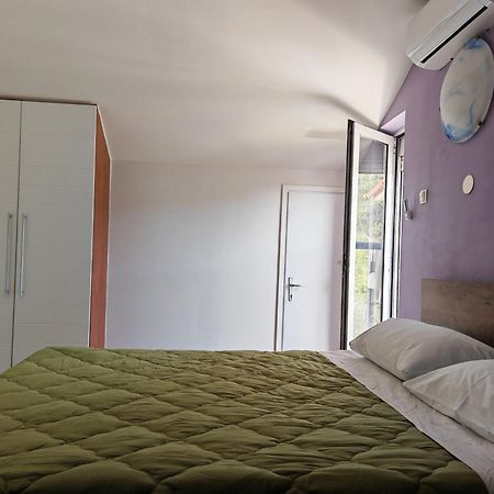 Holiday House "Villa Flora" Sibenik Luaran gambar