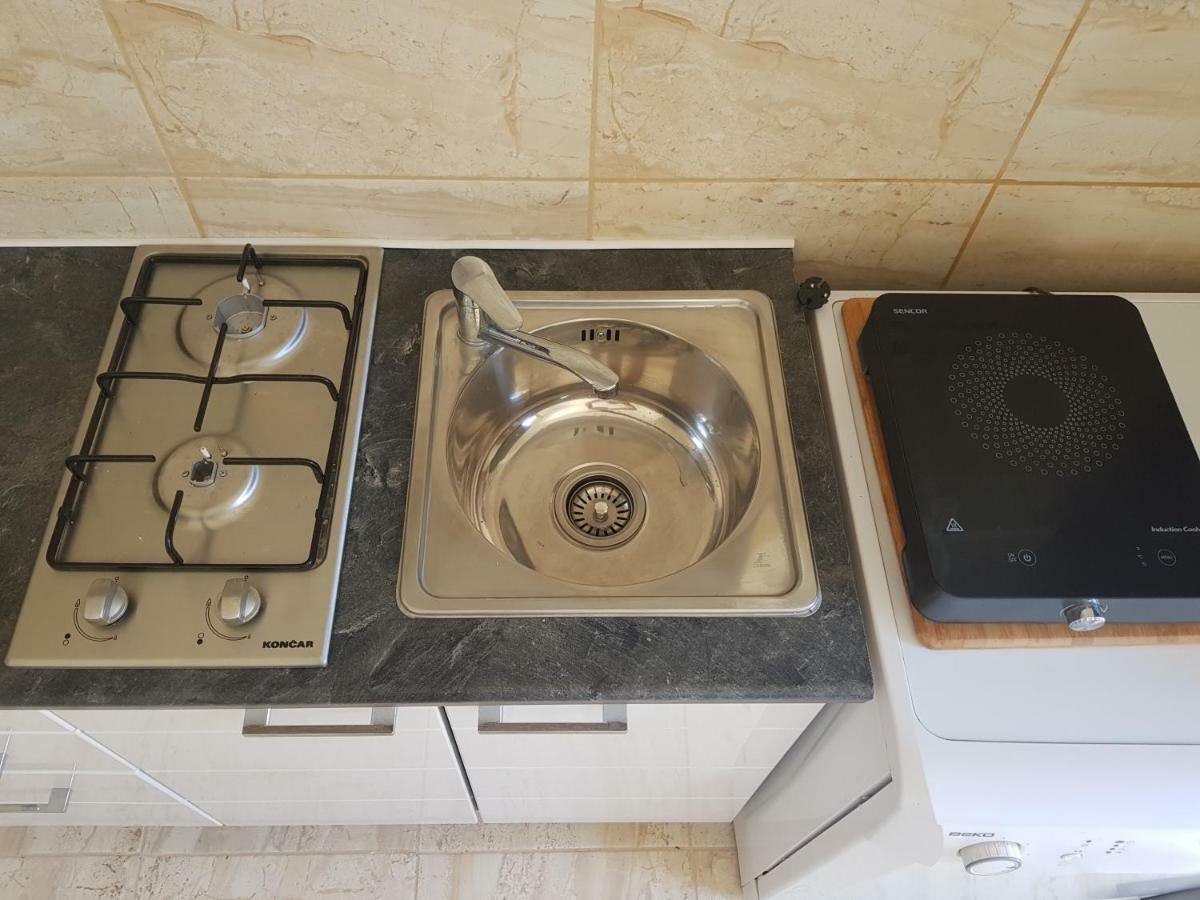 Holiday House "Villa Flora" Sibenik Luaran gambar
