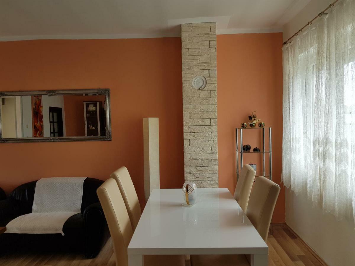 Holiday House "Villa Flora" Sibenik Luaran gambar