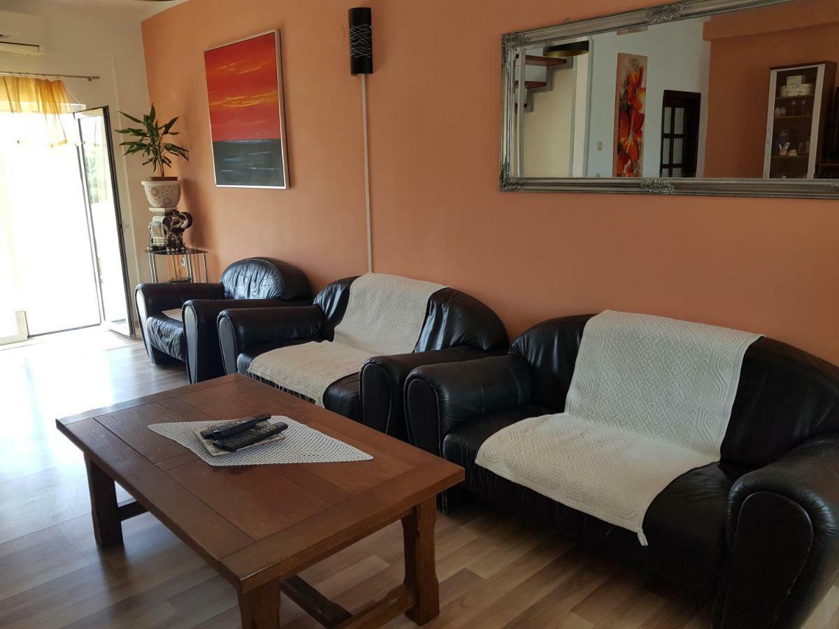 Holiday House "Villa Flora" Sibenik Luaran gambar
