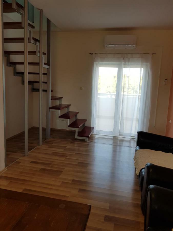 Holiday House "Villa Flora" Sibenik Luaran gambar